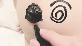 【日本人、現役歯科衛生士】おっぱいに落書き乳首が真っ黒