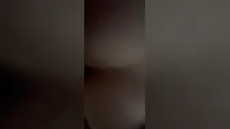 Razvaljivanje komsinice od pozadi