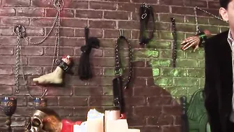 Big Tit gothic ride 2 dicks