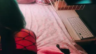 Cougar Hottie fucks Into Ebony Fishnets