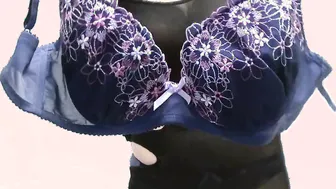 【Ｉカップ変態巨乳女子大生とうふ】ノーブラノーパンスケスケ穴あきボディコンでぽろり放送事故