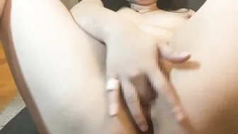 pornhub登録者500人突破記念！ぽっちゃり人妻のおまんことアナル二本挿しオナニー