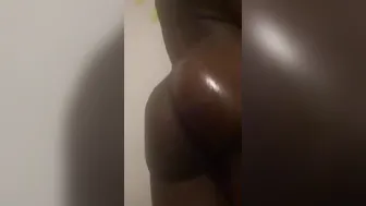 Oiling my Fat Butt