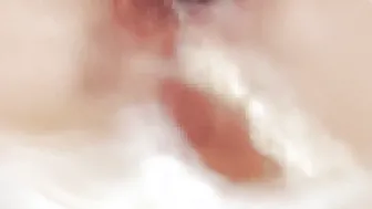 カメラに向かって放尿する変態後輩JD