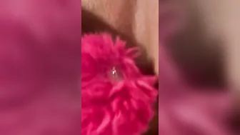 A soft fondle on my cunt