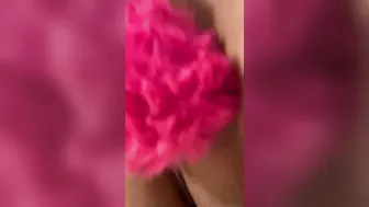 A soft fondle on my cunt