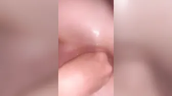 Self fisting my gaping hole