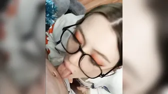 Secretary goes down to suck me off