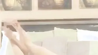 LOVE HER BOOTY