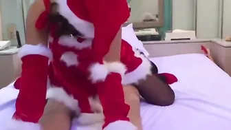 少妇撅起屁股cos小麋鹿（附PGone 圣诞夜彩蛋）