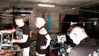 Charlie se fait baiser dans la cave - MAKING OF