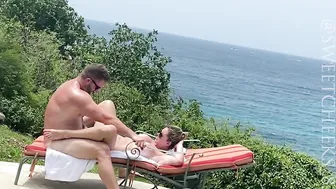 Caribbean nailed and facial