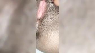 Closeups porn video – What a Vagina. Nice close up of Amazingly Hot Snatch.