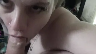 VALERIE VIXEN USING HER NEW SEX TOY BLOWING PENIS FOR A HUGE FACIAL