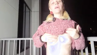 City chick showing off