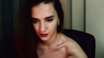 incredible sexy teens yr mature shows off her gorgeous body