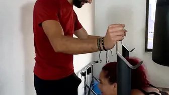 I fucked my stepmom into the home gym