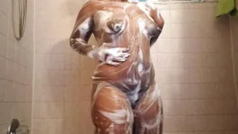 Vulgar African mom Teases and Dances inside Shower Live Web Cam