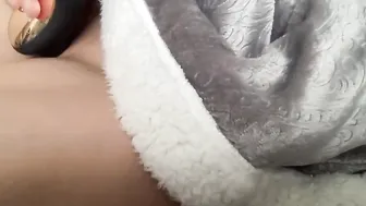 play next to my BF. shhhh. so dripping