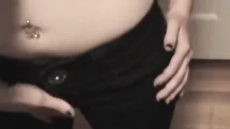 Penis hungry 19 year old getting on her knees