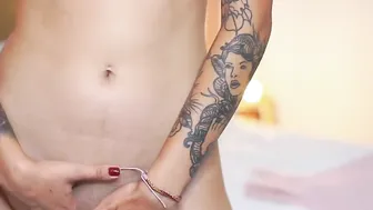 Effy Loweell tries to seduce you with her amazing face