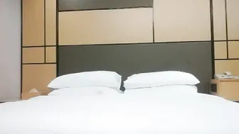 全球免费约P炮平台前往goloves点com邀请码000108比默默探探都好用都牛逼