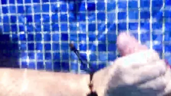 Huge breasts bimbo give amazing hand job into hotel pool -