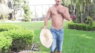 Yudi Pineda Crazy Nun Fucks By Gardener