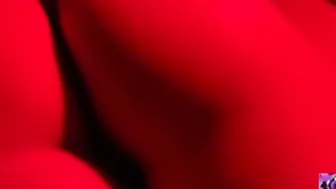 Masaje a hispanic y tiene orgasmo
