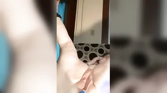 Sub pinky anal machine