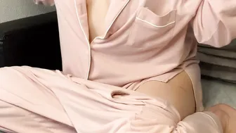 素人人妻淫乱痴女熟女のアナル見せオナニーライブ配信流出32 Japanese Masturbation Older Underwear Cam Housewife Amateur MILF