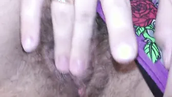 Big Titted hotwife masturbate her snatch on couch - Milky Mari