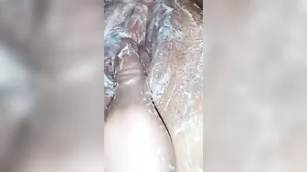 рукой жену в попу