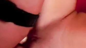 Blonde Hottie licks and finger fucked her lovers tight vagina