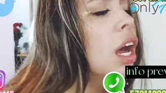 Dos vergas me llenan la cara se semen
