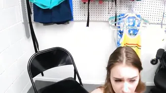 Mall Security Guard Caught Teenagers Stealing Expensive Books - Nicole Auclair