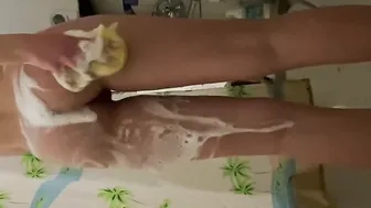 Beauty blonde Getting her Cunt washed to got Boned Rough