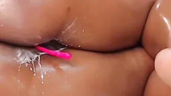 Huge mommy nude at home