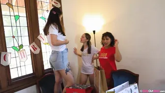 Amateur Bushy Fisting Masturbation