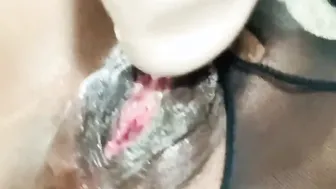 Huge Clit porn video – Lick my vagina hole