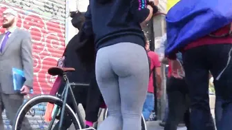 Asses porn video – Gigantic butts on bentbox gluteus divinus