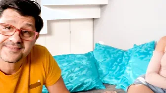 Hd Fuck porn video – HUNT4K. Fat stack of money motivated bro to sell GF’s
