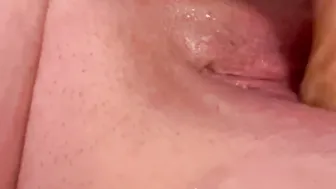 Quick close up squirt from my juicy snatch