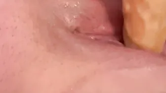 Quick close up squirt from my juicy snatch