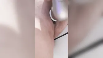 Branlette matinale au satisfyer je te parle en français