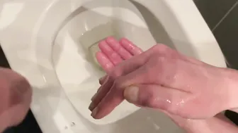 I keep his Penis when he Pissing and next washing my hands inside peeing