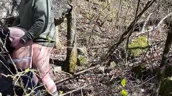 Quickie inside the woods