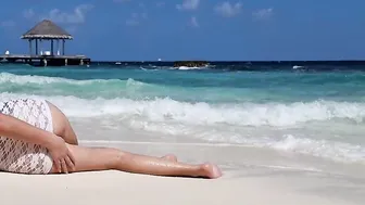 Public Bombshell teens without underwear Beauty booty