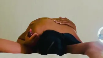 PUT ALOT OF GLAZE ON HER HONEY BUNZZZZ (MUST SEE)