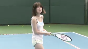 thin lesbo teenie have sex